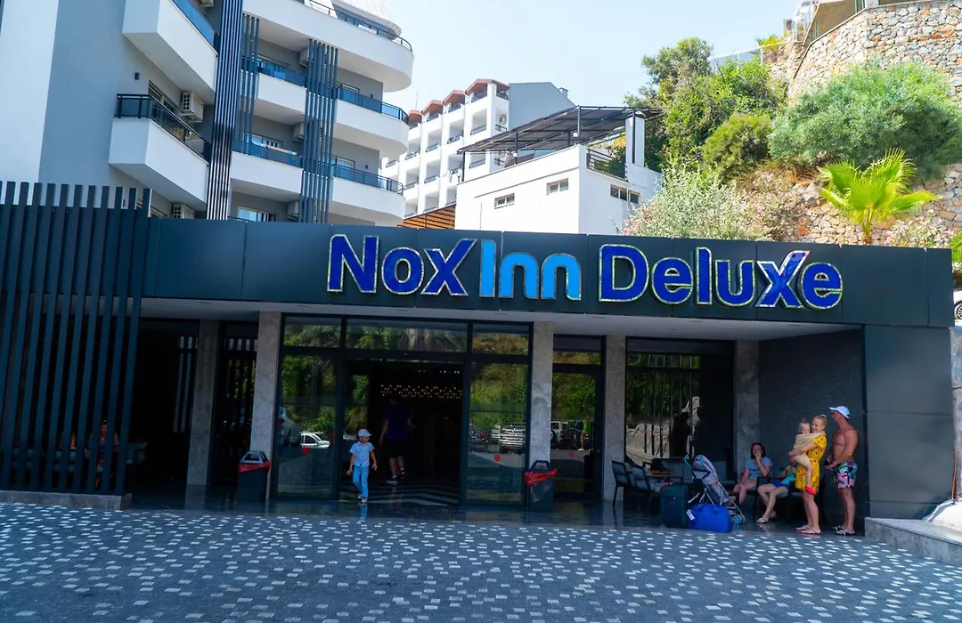 Noxinn Deluxe Hotel-1
